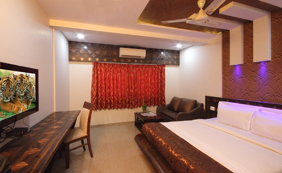 Hotel Railway Inn Thane Bagian luar foto